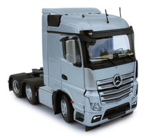 Mercedes-Benz Actros Streamspace 6x2 strieborná